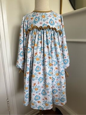 Little Bear Smocks Blue Floral Knit Dress 4T Long Sleeve Ruffle Boutique